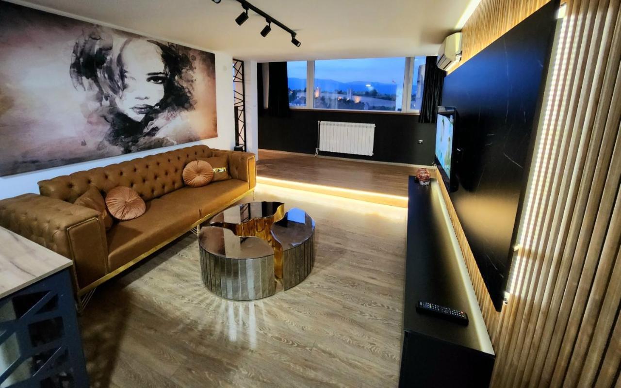 Elisa Rooftop Luxury Apartments Üsküp Dış mekan fotoğraf